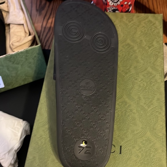 Gucci slides - Picture 6 of 6
